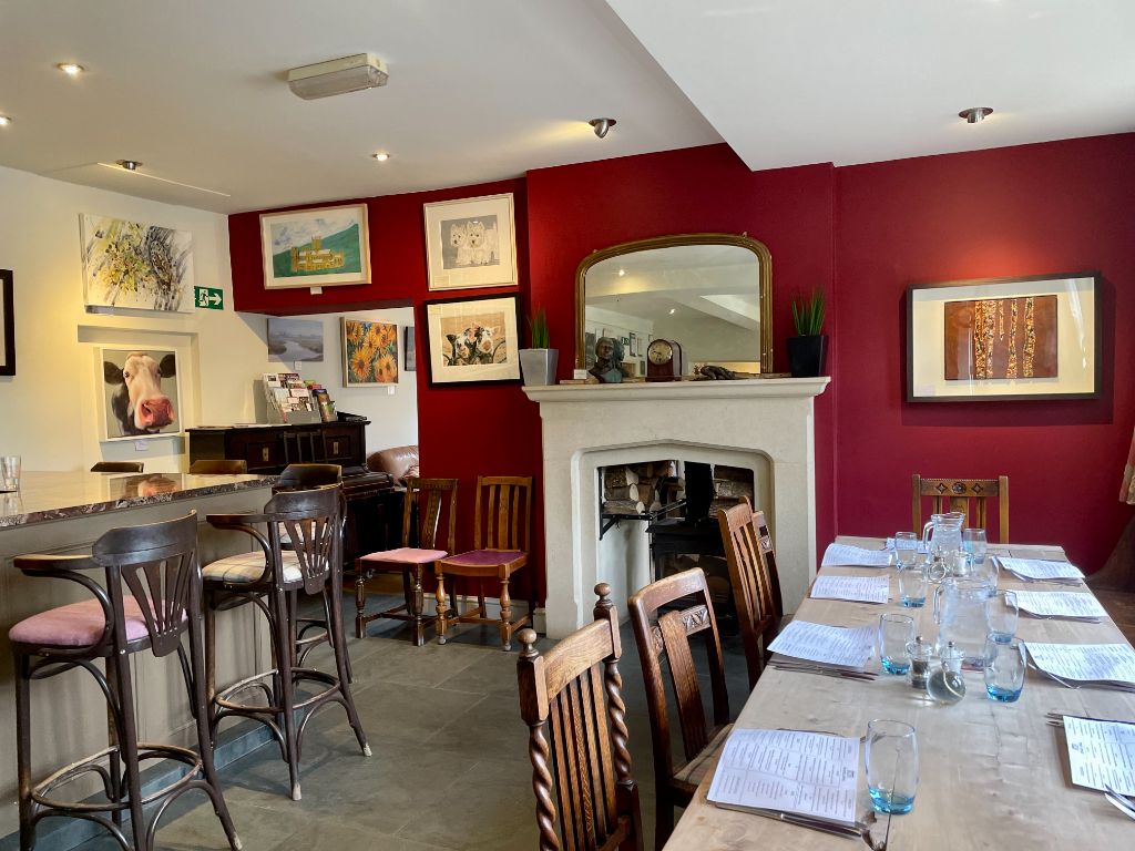 Bar and Snug Are at the Kings Arms